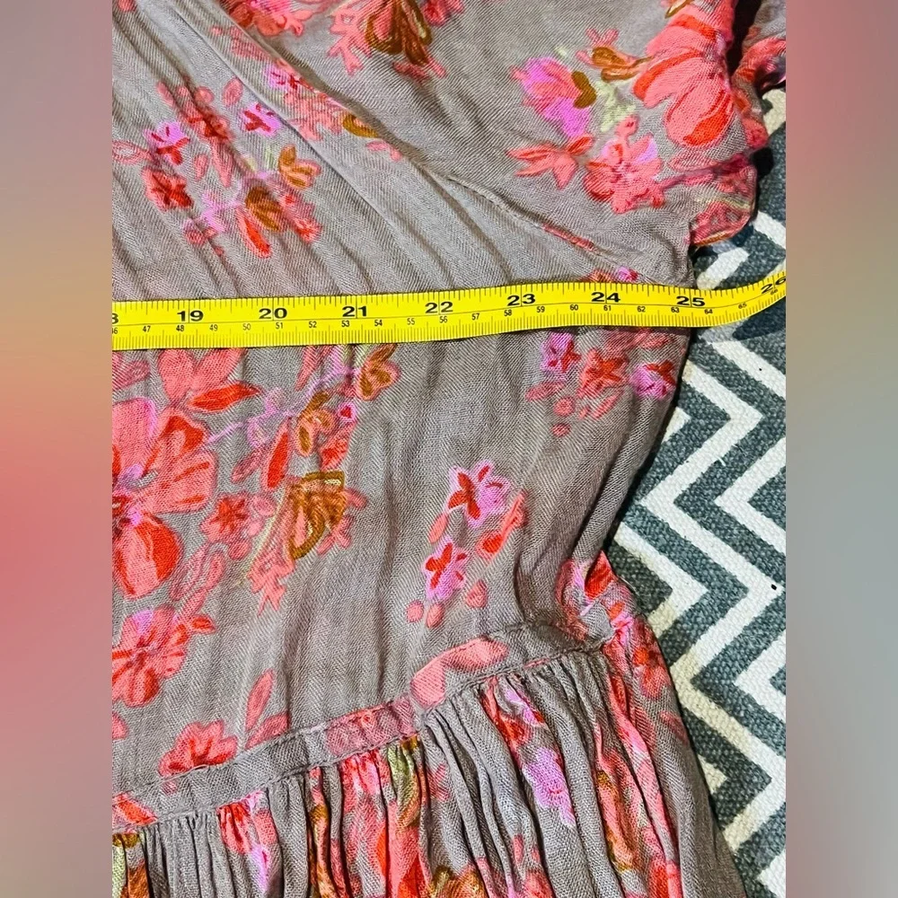 NATURAL LIFE boho Pink and Gray Floral Blouse one size women’s